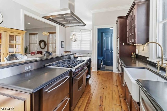 21 Franklin Pl, Morristown Town, NJ 07960