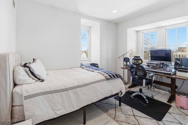 21 Franklin Pl, Morristown Town, NJ 07960