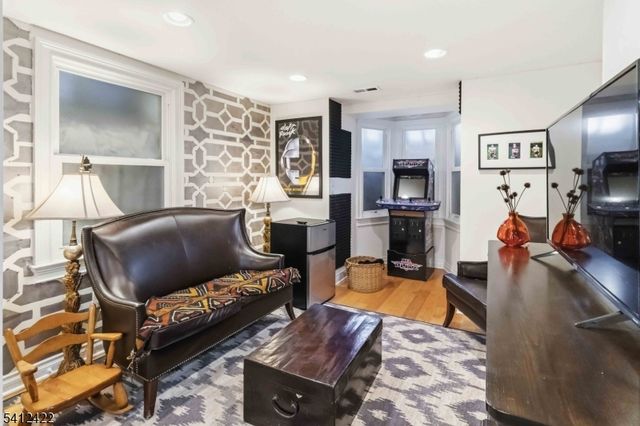 21 Franklin Pl, Morristown Town, NJ 07960