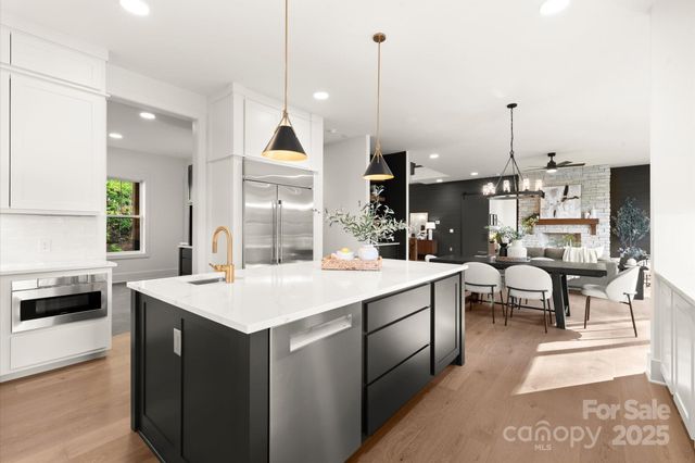 164 Wildcat Lane, Cashiers, NC 28717