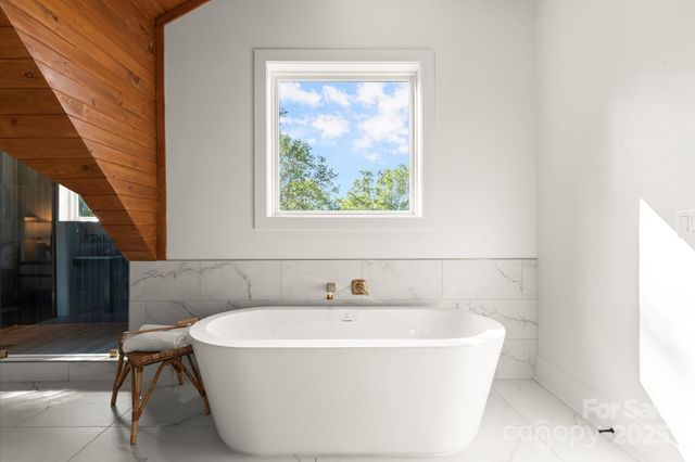 164 Wildcat Lane, Cashiers, NC 28717