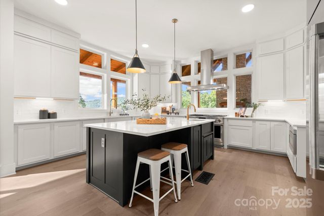 164 Wildcat Lane, Cashiers, NC 28717