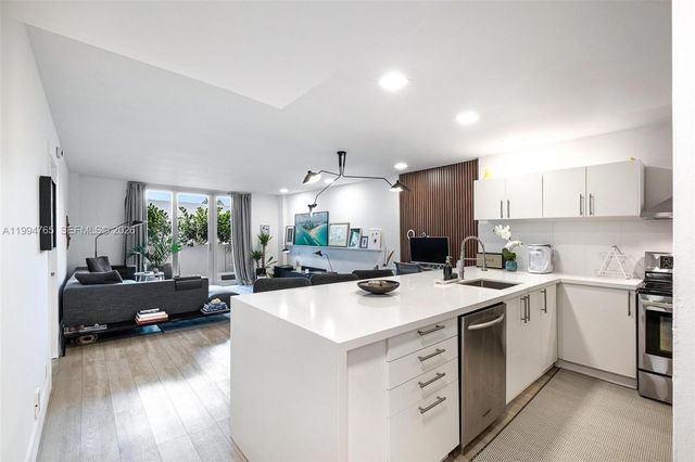 5 Island Ave LF, Miami Beach, FL 33139