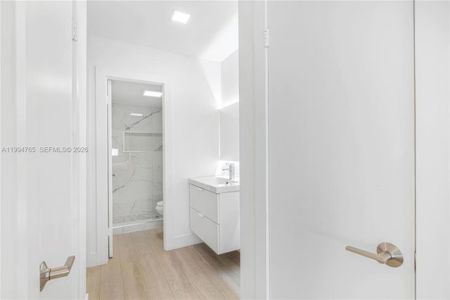 5 Island Ave LF, Miami Beach, FL 33139