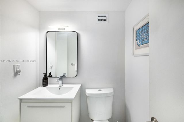 5 Island Ave LF, Miami Beach, FL 33139