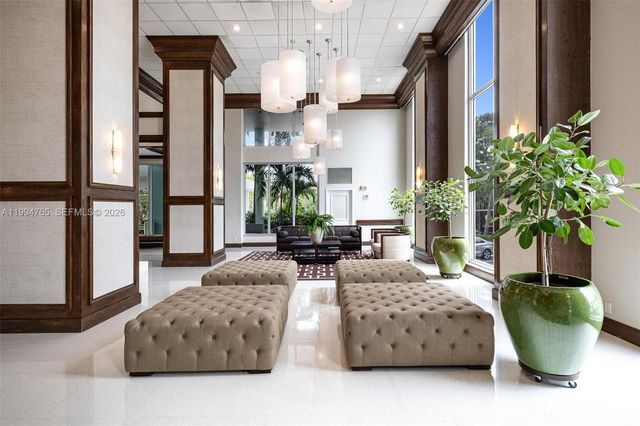 5 Island Ave LF, Miami Beach, FL 33139