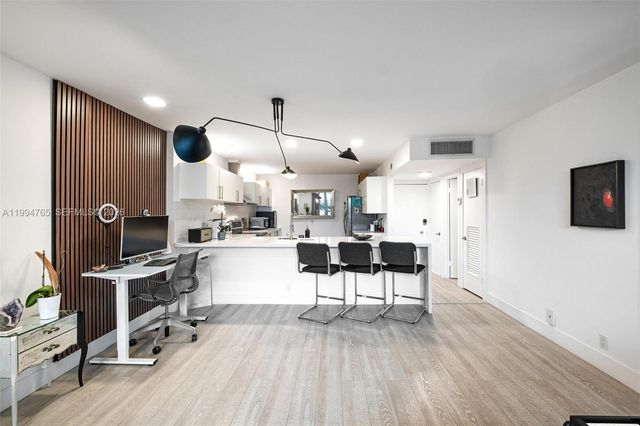 5 Island Ave LF, Miami Beach, FL 33139