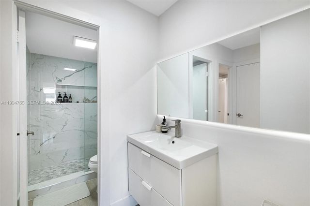 5 Island Ave LF, Miami Beach, FL 33139