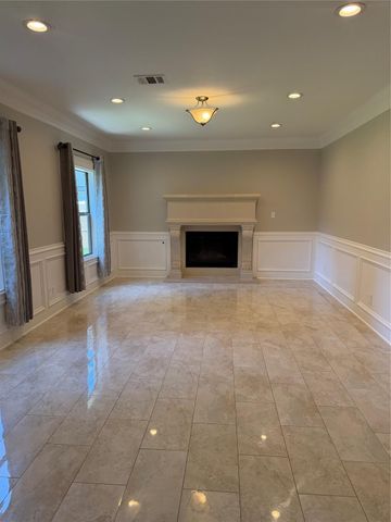 1523 Glen Oaks Drive, Conroe, TX 77385