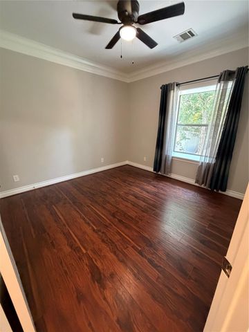 1523 Glen Oaks Drive, Conroe, TX 77385