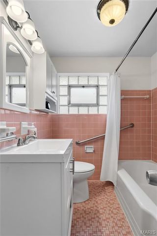 7530 Williams Avenue, Maplewood, MO 63143