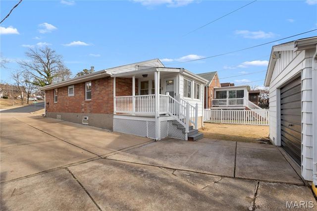 7530 Williams Avenue, Maplewood, MO 63143