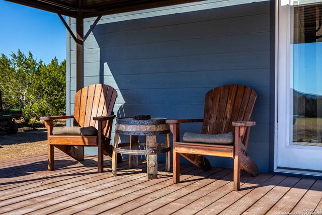 10935 Fm 470, Tarpley, TX 78883