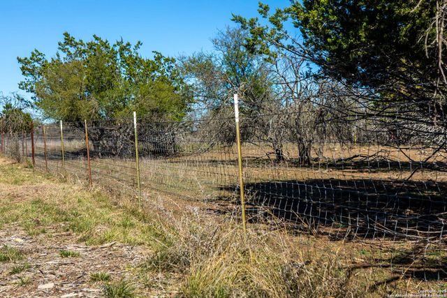 10935 Fm 470, Tarpley, TX 78883