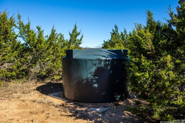 10935 Fm 470, Tarpley, TX 78883