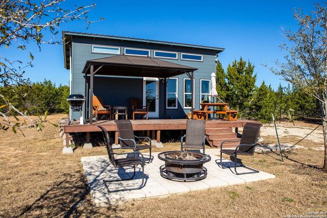 10935 Fm 470, Tarpley, TX 78883