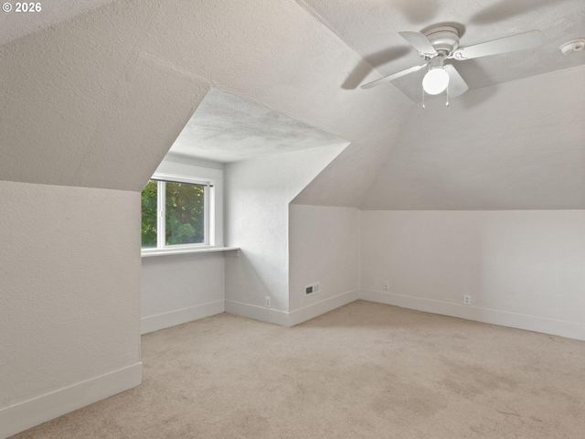 410 E YACOLT Rd, Yacolt, WA 98675