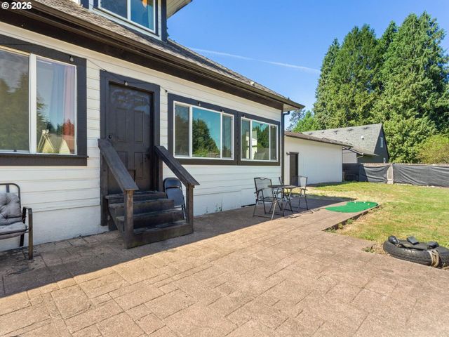 410 E YACOLT Rd, Yacolt, WA 98675
