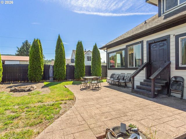 410 E YACOLT Rd, Yacolt, WA 98675