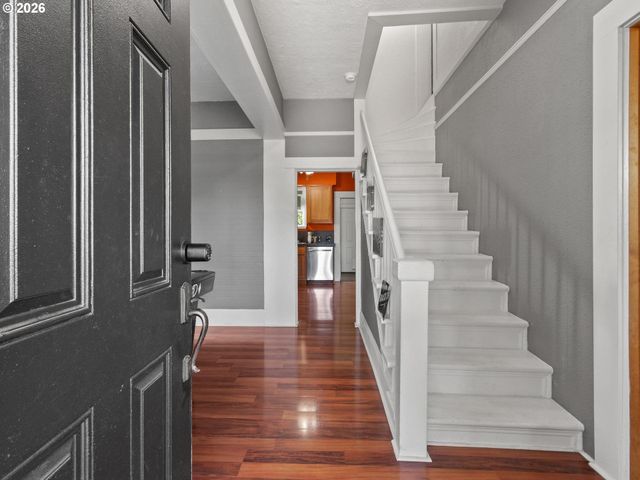 410 E YACOLT Rd, Yacolt, WA 98675