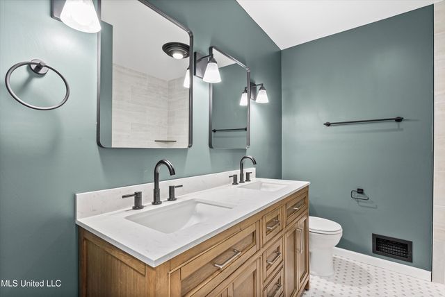 102 Camille Street, Senatobia, MS 38668