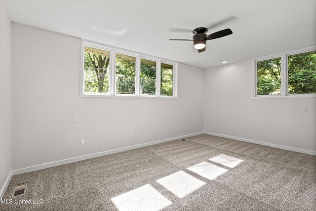 102 Camille Street, Senatobia, MS 38668
