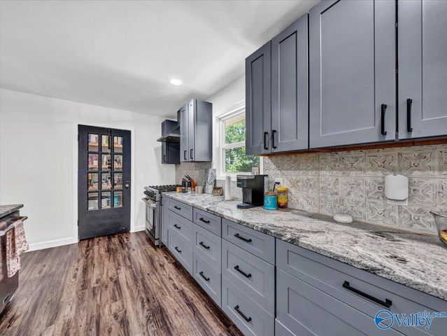 3516 Cedar Lane, Guntersville, AL 35976