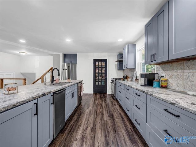 3516 Cedar Lane, Guntersville, AL 35976