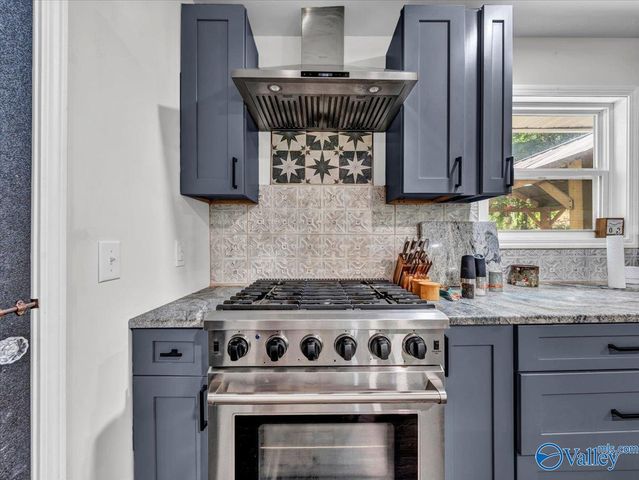 3516 Cedar Lane, Guntersville, AL 35976