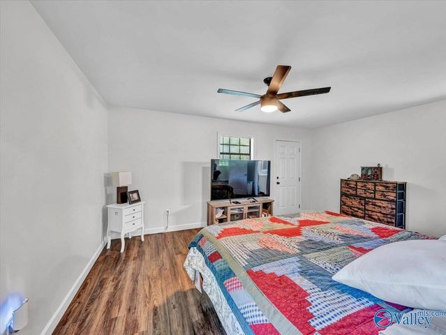 3516 Cedar Lane, Guntersville, AL 35976