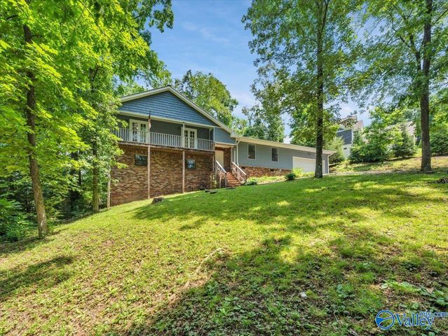 3516 Cedar Lane, Guntersville, AL 35976
