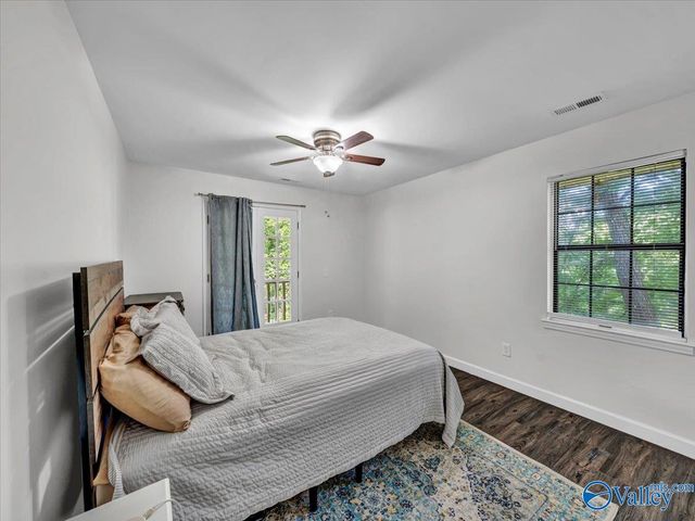 3516 Cedar Lane, Guntersville, AL 35976