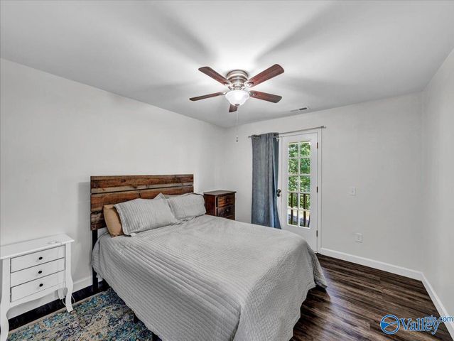 3516 Cedar Lane, Guntersville, AL 35976
