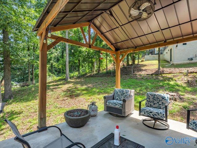 3516 Cedar Lane, Guntersville, AL 35976