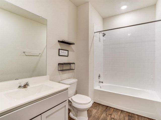 383 Sickle LOOP, Kyle, TX 78640