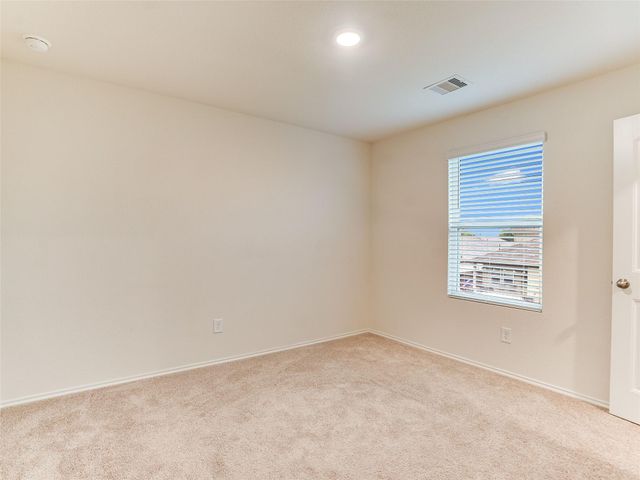 383 Sickle LOOP, Kyle, TX 78640