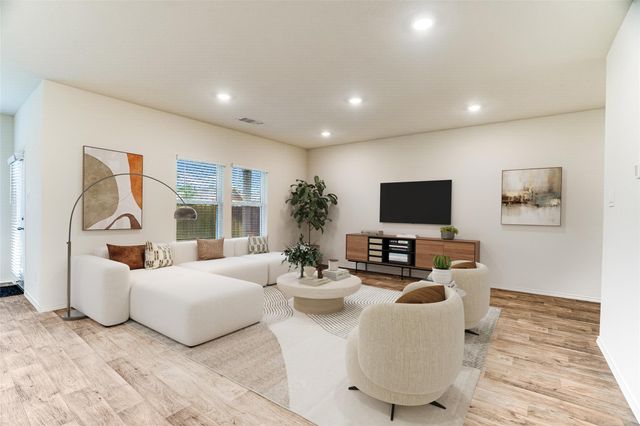 383 Sickle LOOP, Kyle, TX 78640