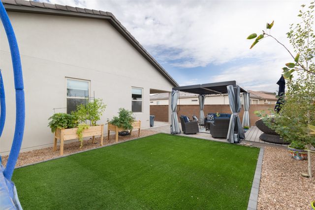 3147 Vista Luna, Santa Fe, NM 87507