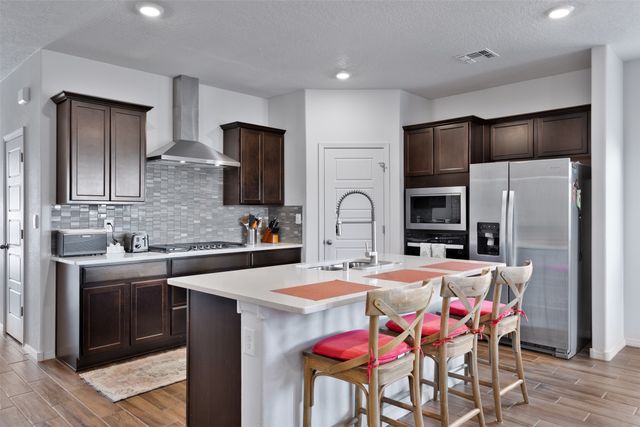 3147 Vista Luna, Santa Fe, NM 87507