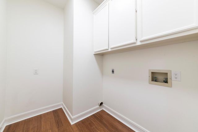 7955 Riviera Ct, Beaumont, TX 77707