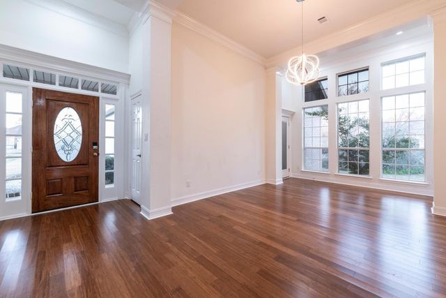 7955 Riviera Ct, Beaumont, TX 77707