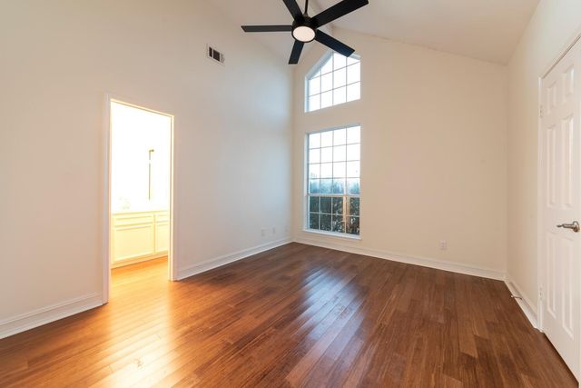 7955 Riviera Ct, Beaumont, TX 77707