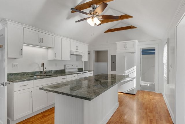 89 Lewis Rd, Yarmouth, MA 02673