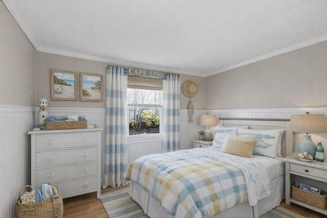 89 Lewis Rd, Yarmouth, MA 02673