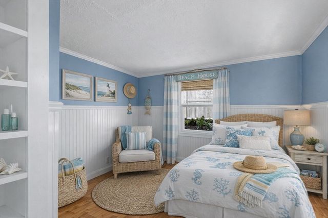 89 Lewis Rd, Yarmouth, MA 02673