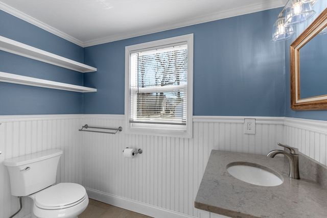 89 Lewis Rd, Yarmouth, MA 02673