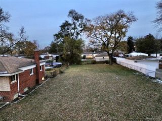 24134 Loretta Avenue, Warren, MI 48091