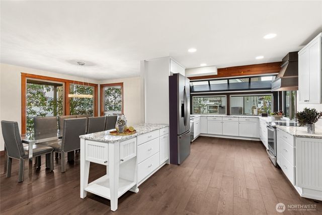 1105 14th Avenue, Fox Island, WA 98333