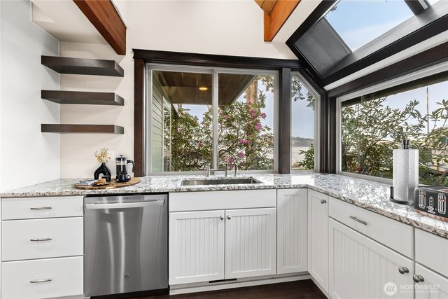 1105 14th Avenue, Fox Island, WA 98333