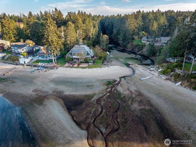 1105 14th Avenue, Fox Island, WA 98333